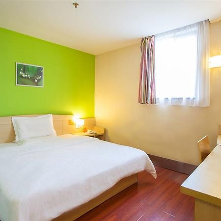 7 Days Inn Beijing Taoranting Subway Branch Bagian luar foto